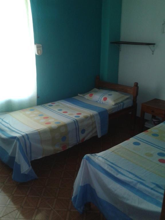 Hospederia Casa Familiar Hotel Santa Marta  Bilik gambar